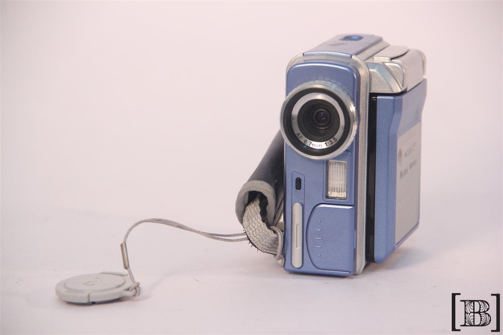 [TV00023] Cámara de video digital celeste