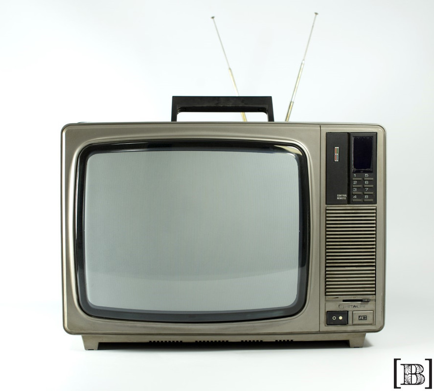 [TV00069] TV Hitachi CD CAP -166 NR 16``