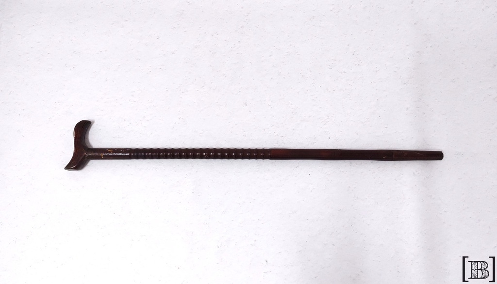 Bastón torneado de madera