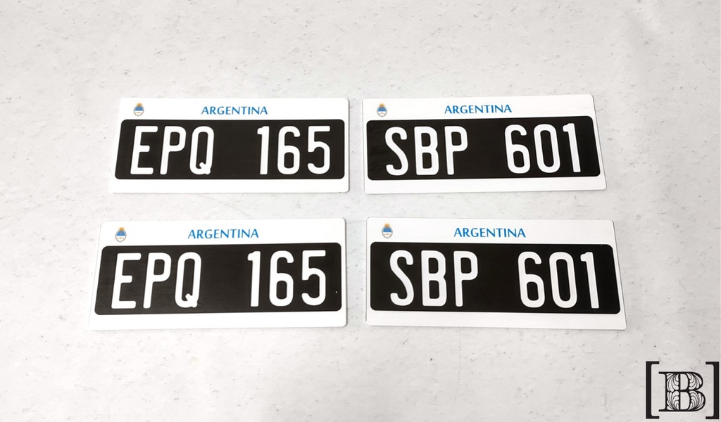 Patentes PVC 6 digitos Argentina (Hay 2 pares) (29.5 x 13 EPQ 165)