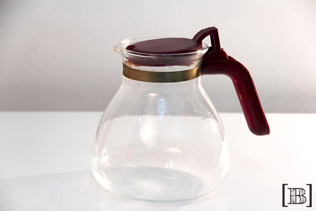 [VV00063] Cafetera de vidrio con tapa marron
