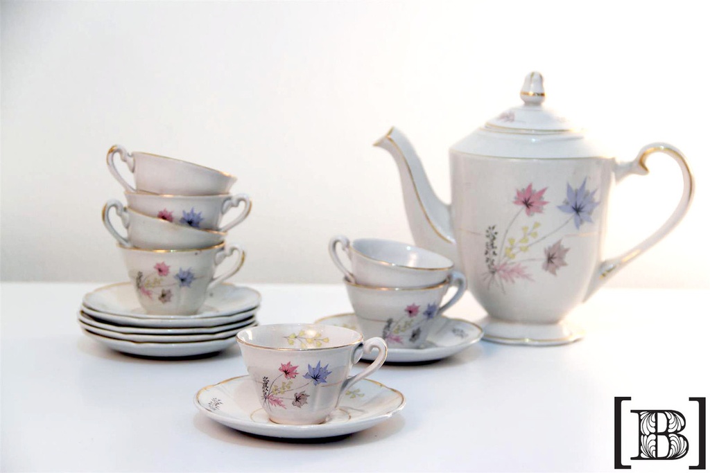 [VV00064] Juego de té y café Hojitas 17 piezas