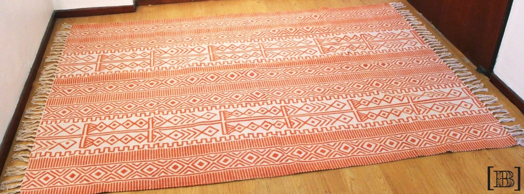 [XA00002] Alfombra algodón naranja con flecos