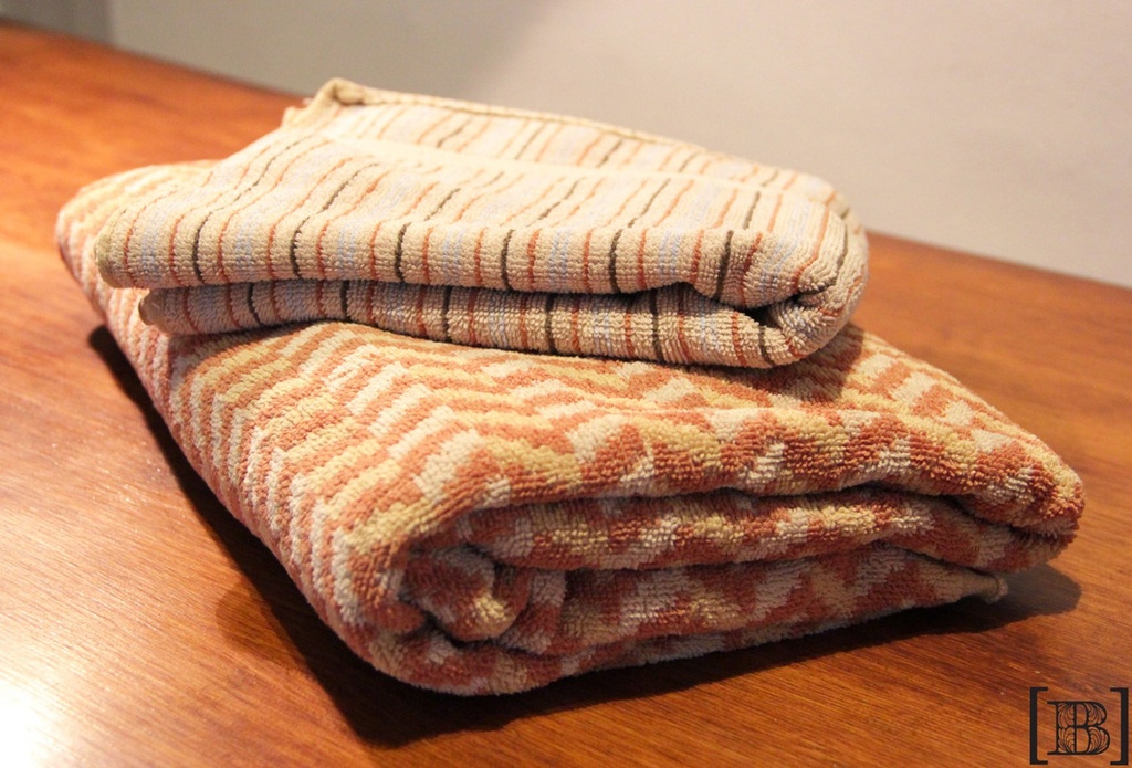 [XM00092] Juego de toalla y toallón marrón