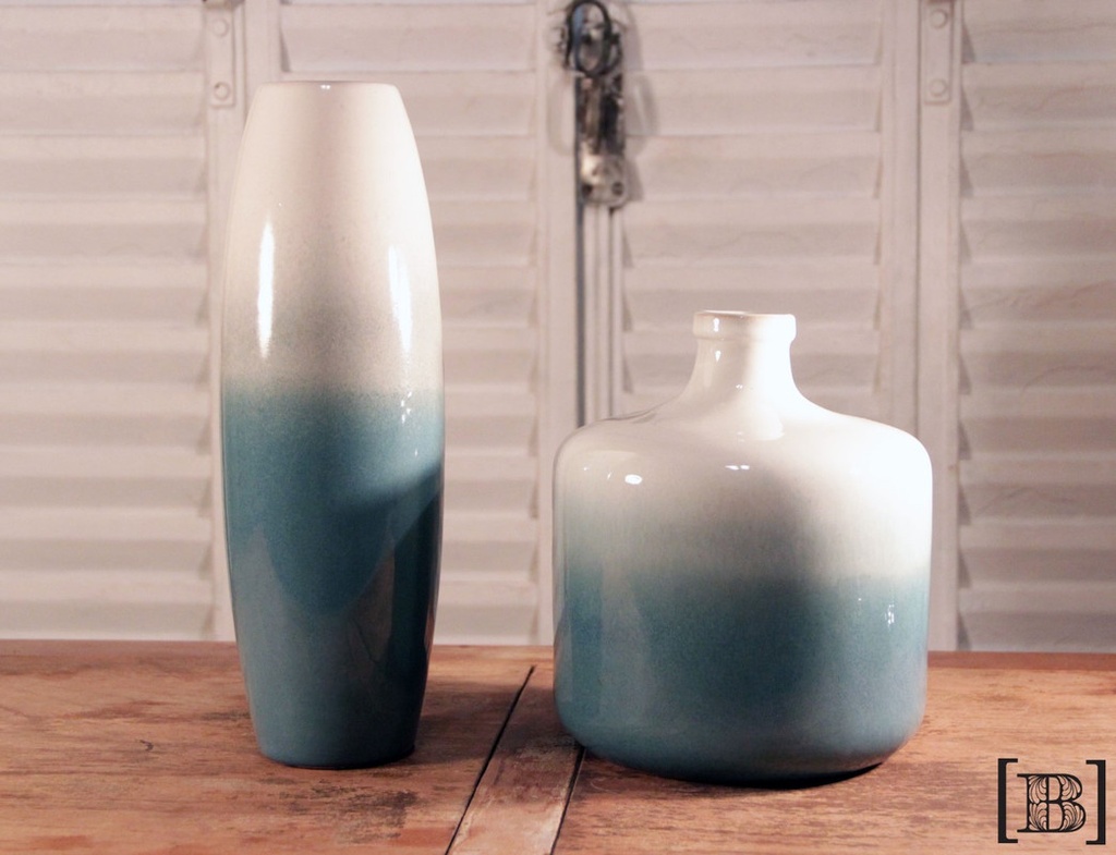 Florero degrade celeste