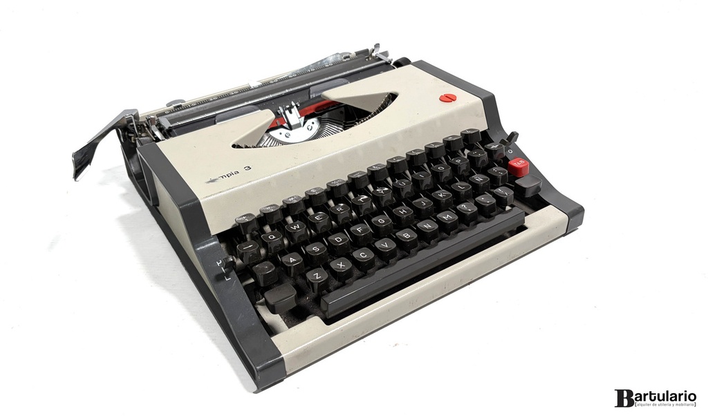 Máquina de escribir Olympia 3