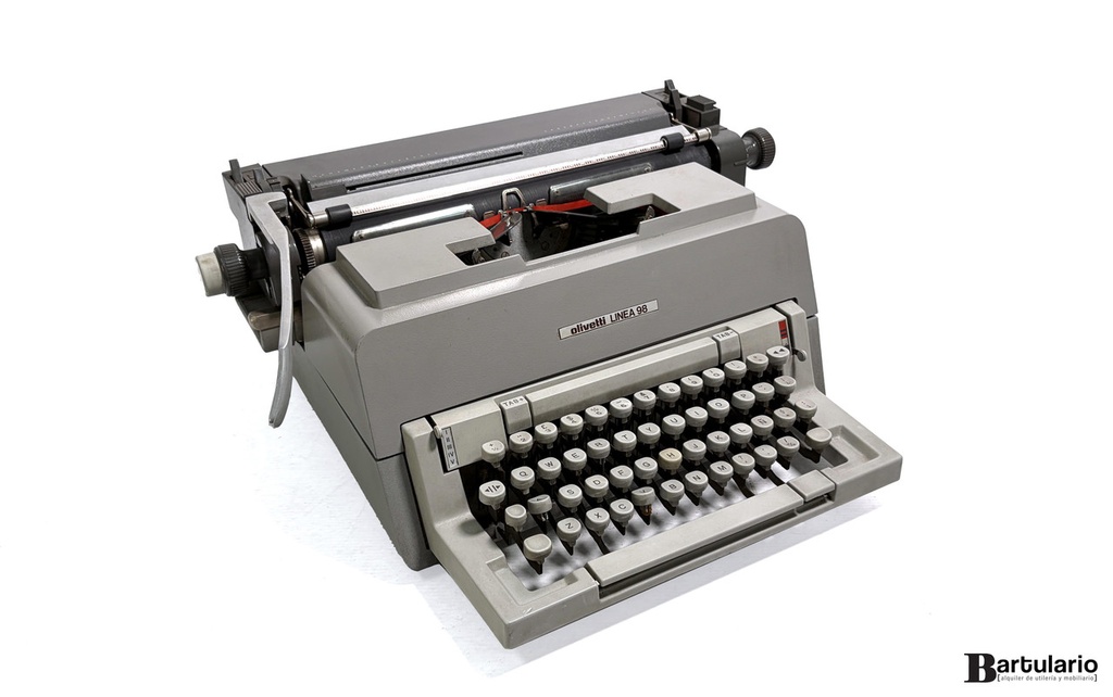 [TM00021] Máquina de escribir Olivetti Linea 98