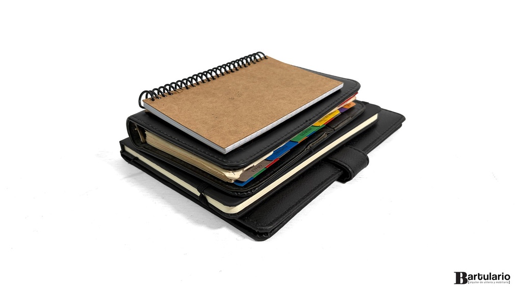 [DM000465] Agendas y libretas VII x 4 unidades