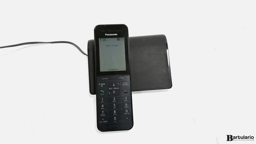 Teléfono inalámbrico Panasonic base blanca y negra