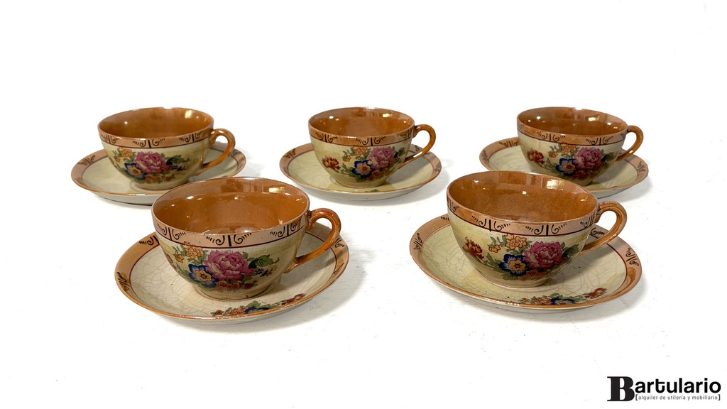 Tazas de cafe loza floreada x 4 unidades