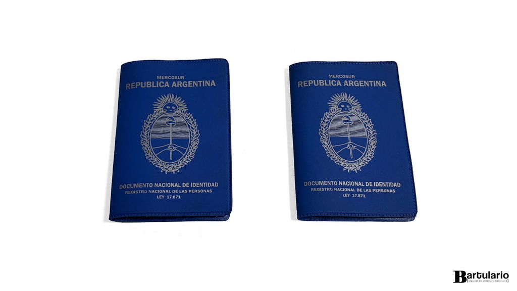 Porta DNI Azul Eléctrico (Hay 2 unidades)