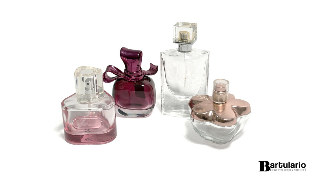 Perfumes rosas x 4 unidades