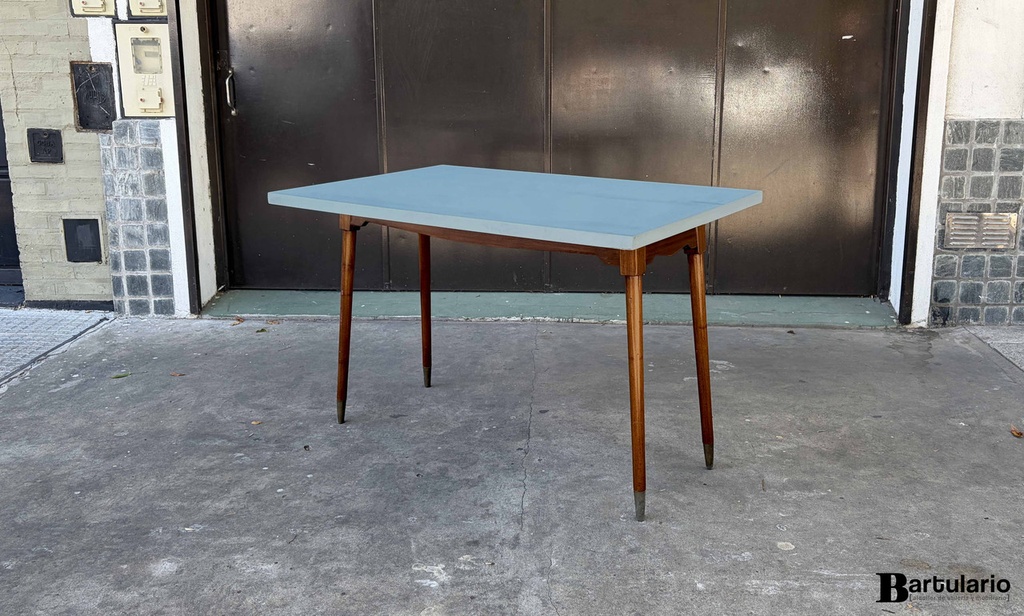 [MC00004] Mesa rectangular comedor tapa celeste